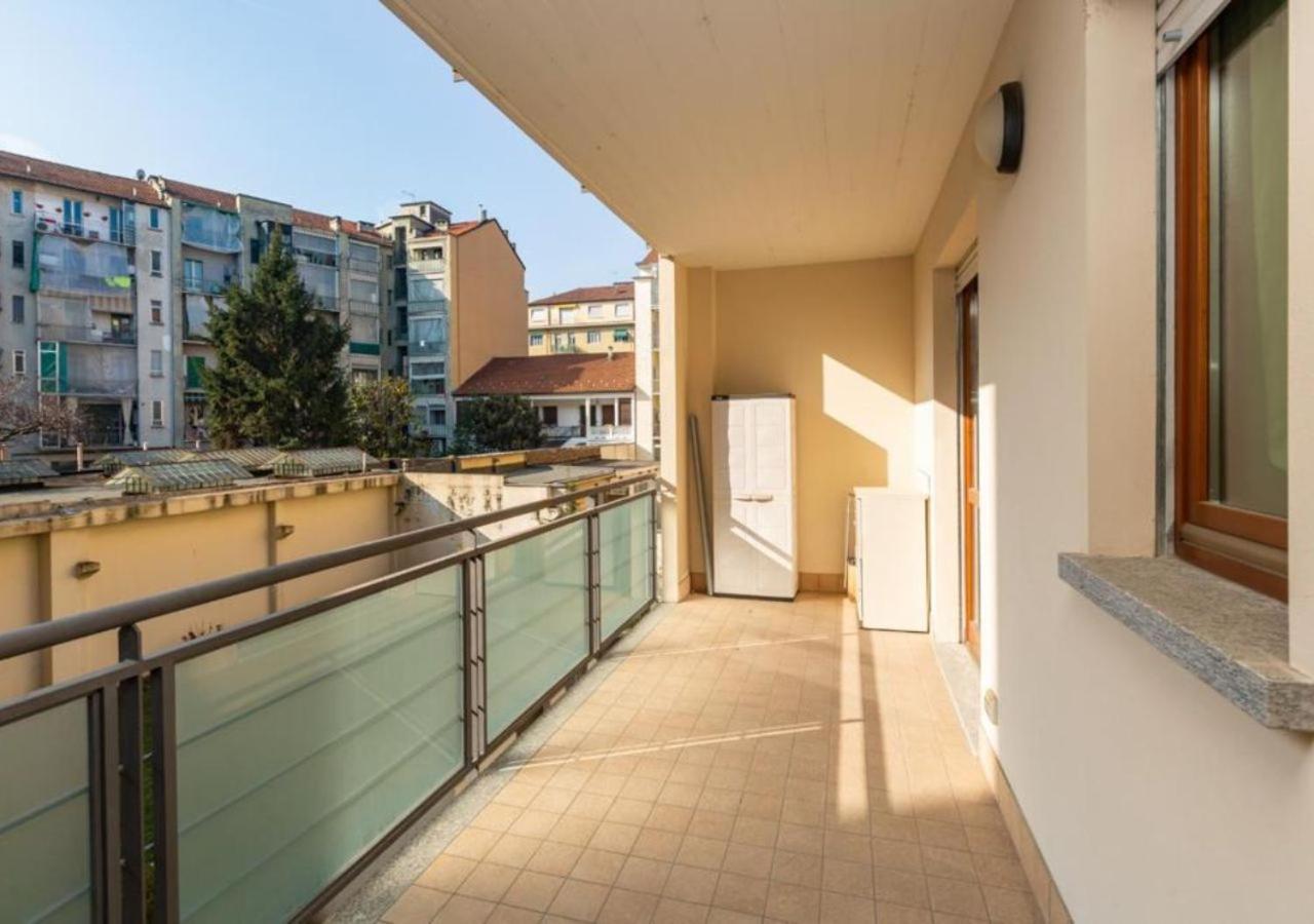 Comfy Cozy Apartment Close To Metro Turín Exterior foto